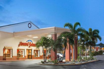 Howard Johnson by Wyndham Ft. myers FL Florida